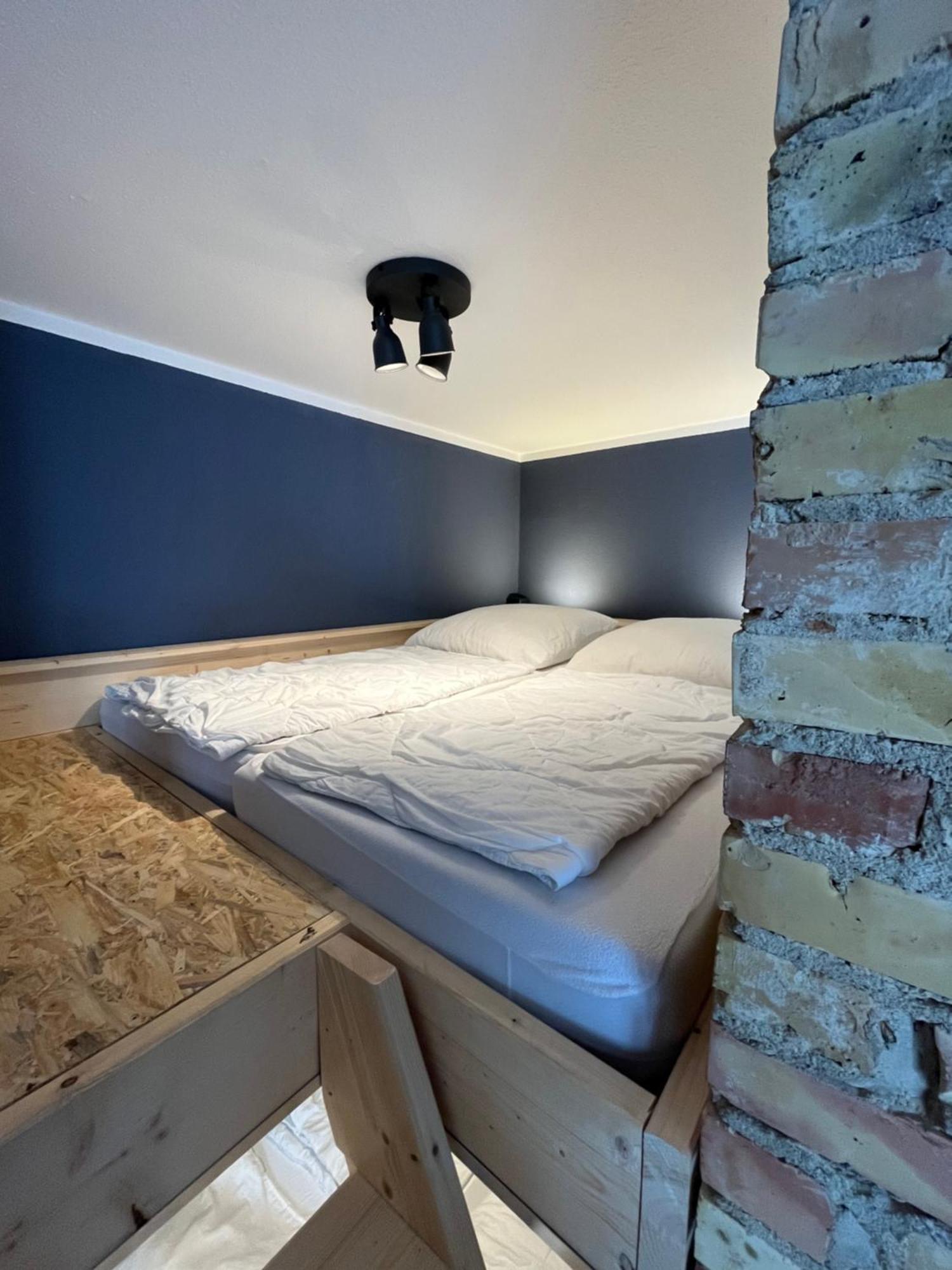 Blue Doors Hostel Ktv Росток Экстерьер фото